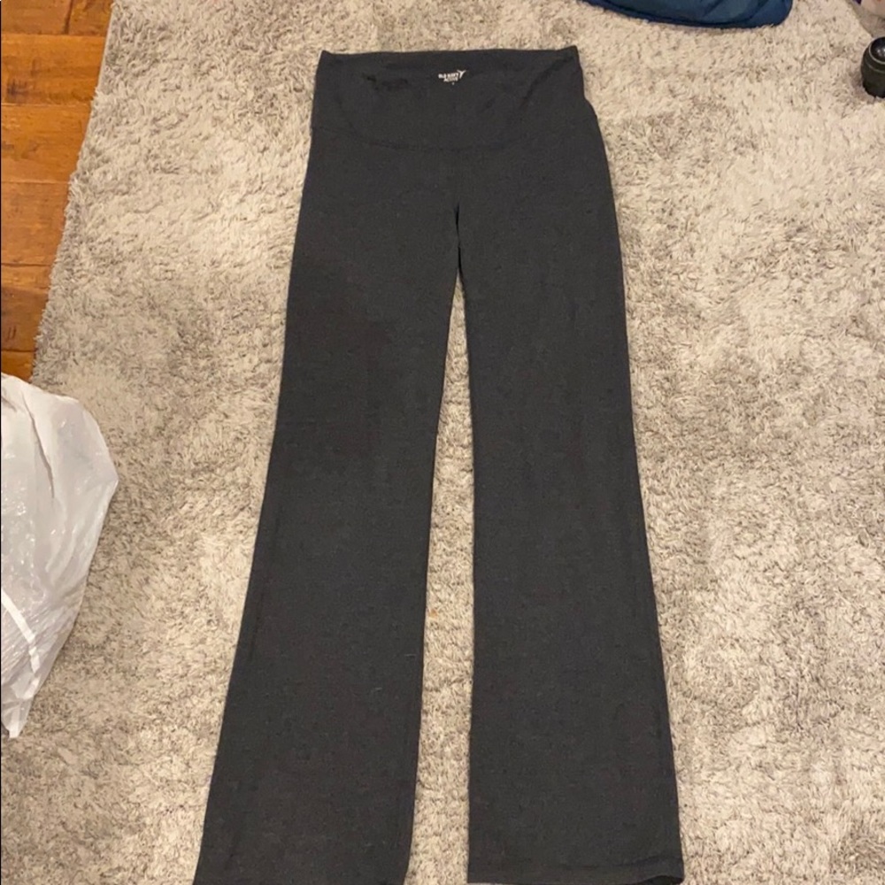 Gray ON yoga pants